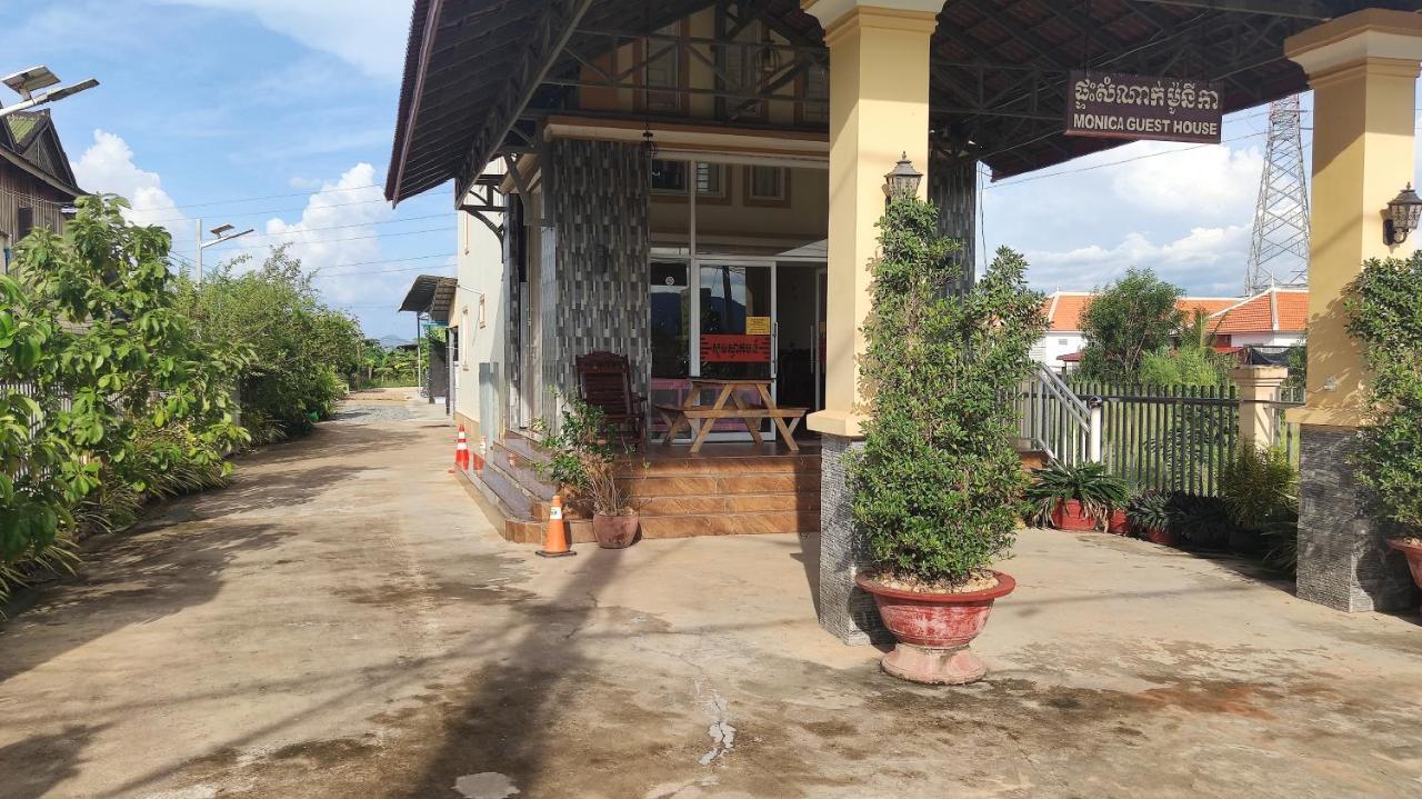 Monica Guesthouse カンポット エクステリア 写真
