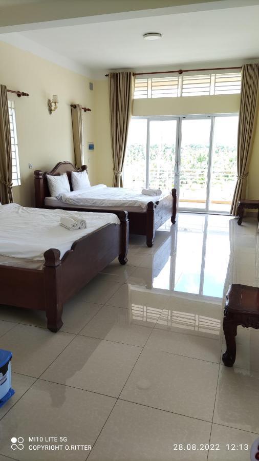 Monica Guesthouse カンポット エクステリア 写真